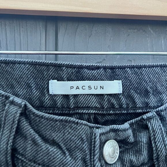 PacSun Eco Black High Waisted Straight Leg Jeans size 24 - Picture 3 of 5